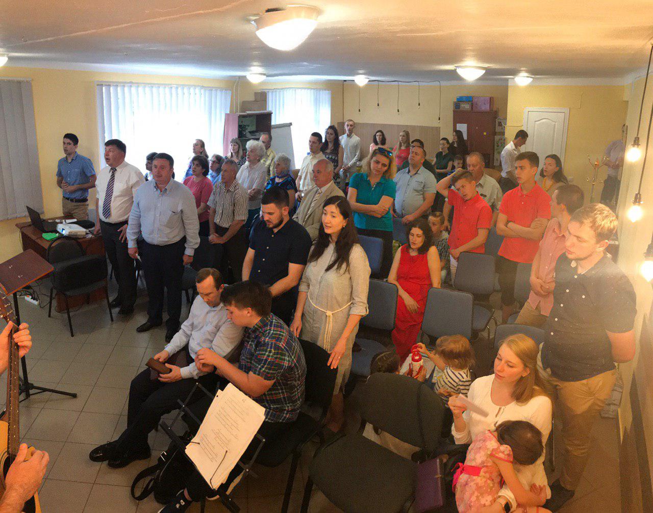 В Тернополі в новоутвореній церкві "Примирення" відбулося рукопокладення